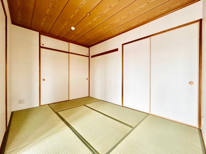 物件内観写真10　(居室)