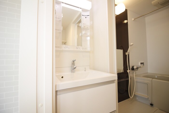 物件内観写真13　(洗面)