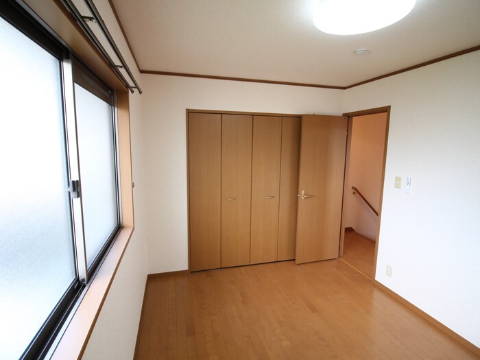 物件内観写真9　(居室)