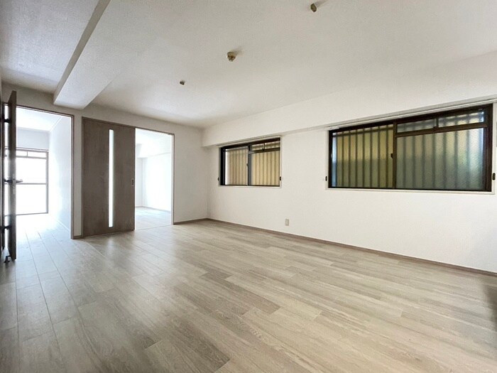 物件内観写真17　(廊下)