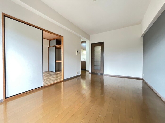 物件内観写真8　(居室)