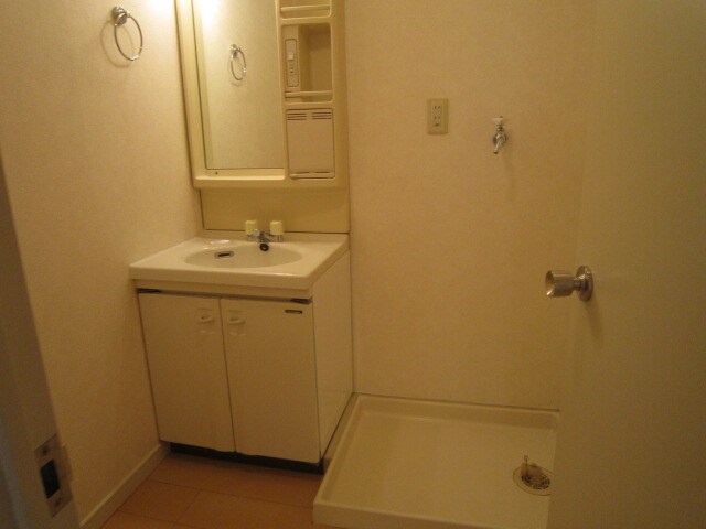 物件内観写真13　(洗面)