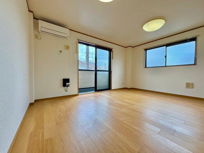 物件内観写真7　(居室)