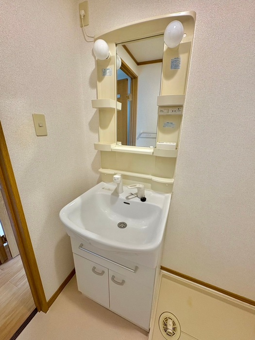 物件内観写真10　(洗面)