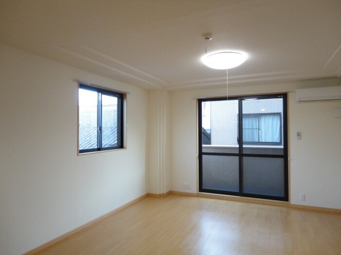 物件内観写真13　(居室)