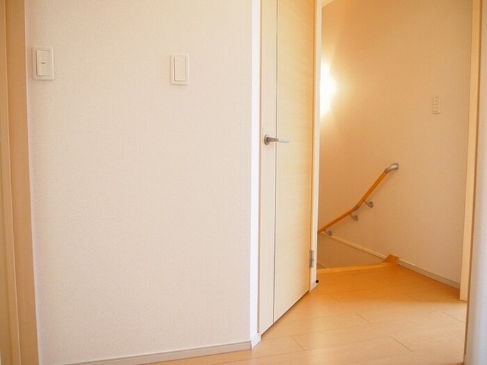 物件内観写真12　(内観写真)