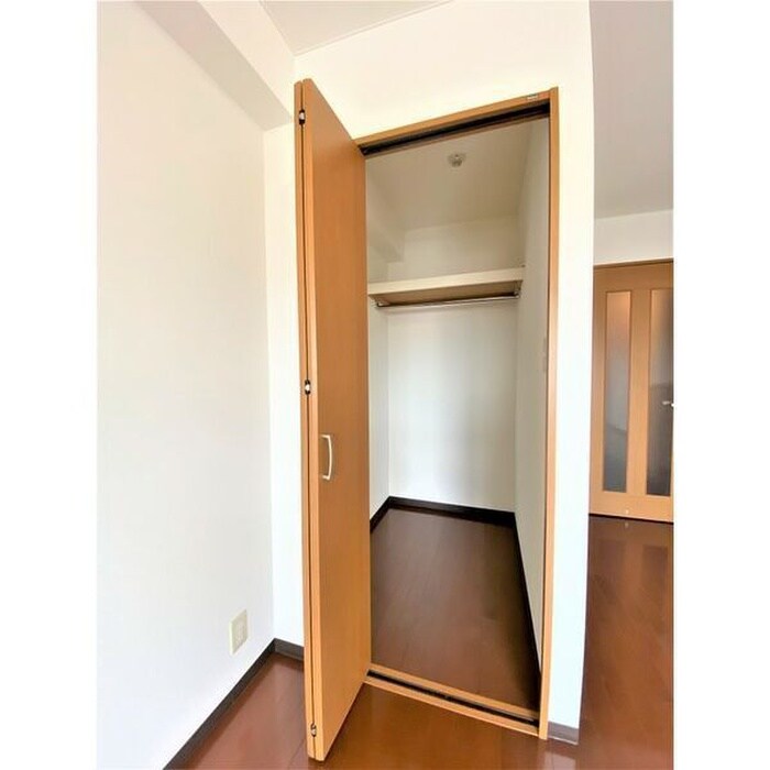 物件内観写真11　(収納)