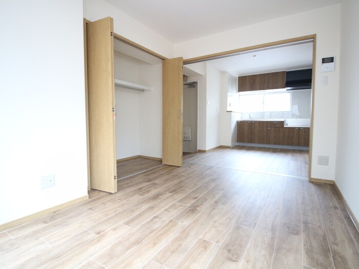 物件内観写真7　(居室)