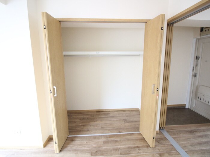 物件内観写真10　(収納)