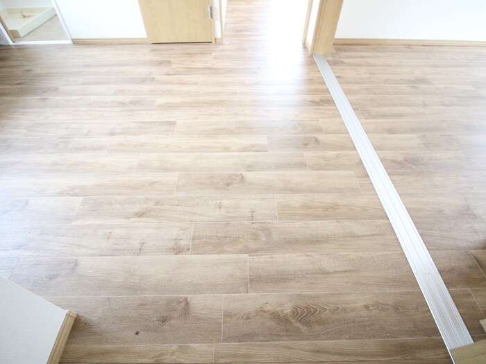 物件内観写真21　(廊下)