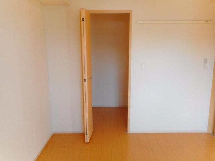 物件内観写真10　(収納)