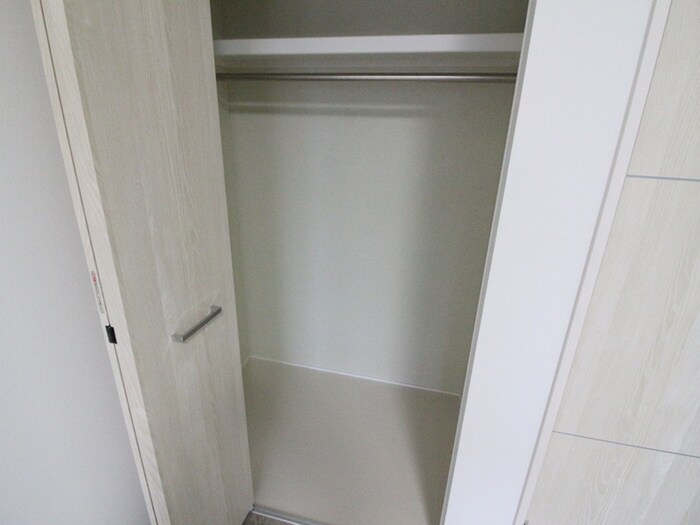物件内観写真11　(収納)