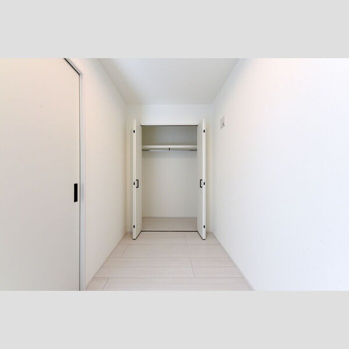 物件内観写真10　(収納)