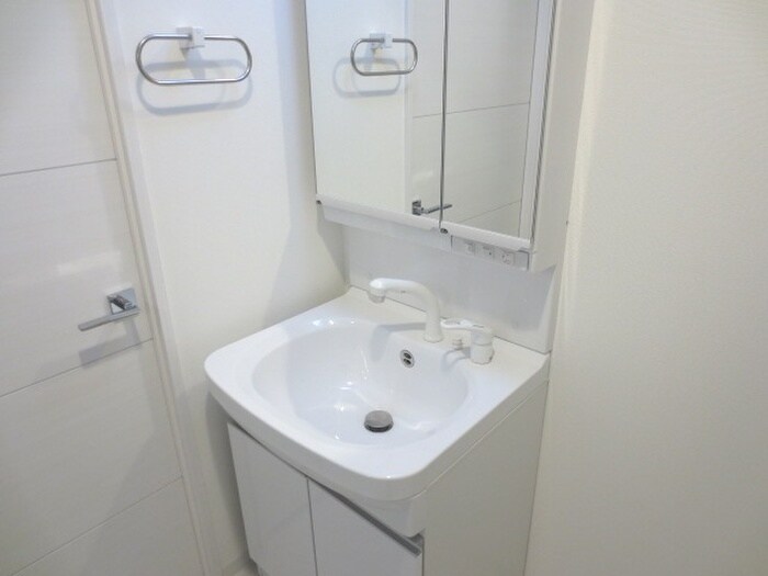 物件内観写真13　(洗面)