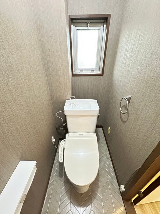 物件内観写真12　(トイレ)