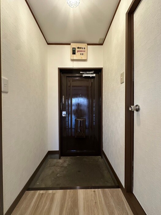 物件内観写真20　(玄関)