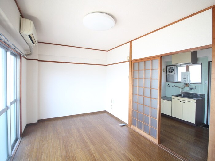 物件内観写真7　(居室)