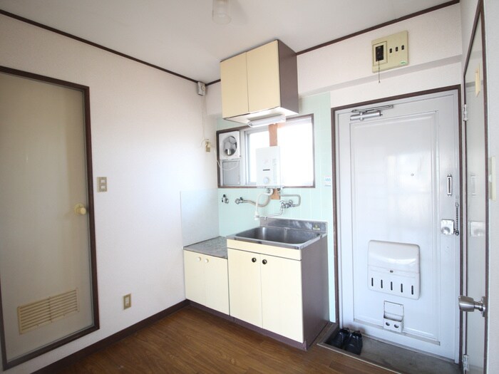 物件内観写真11　(居室)