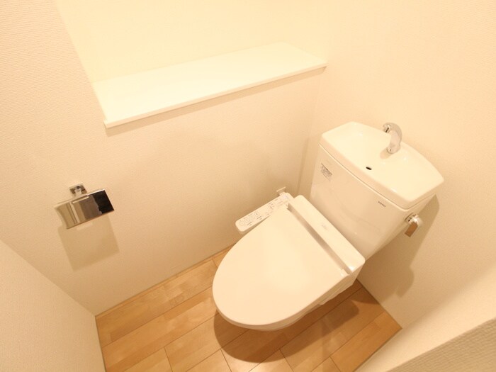 物件内観写真10　(トイレ)