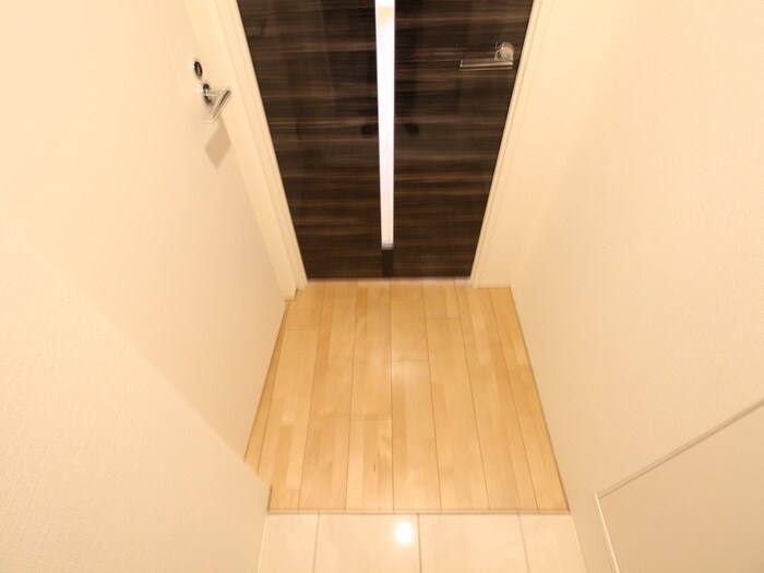 物件内観写真18　(廊下)
