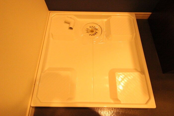 物件内観写真13　(洗濯機置場)