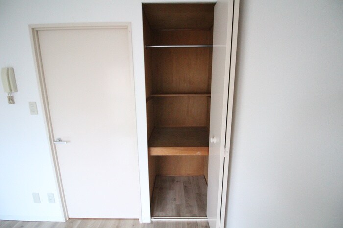 物件内観写真9　(収納)