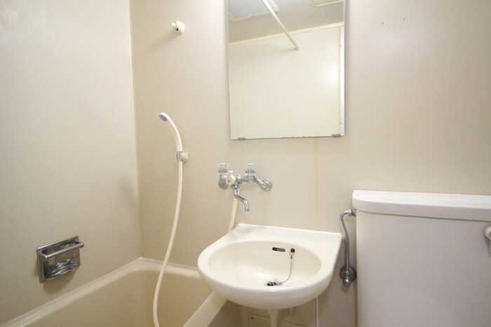 物件内観写真13　(洗面)