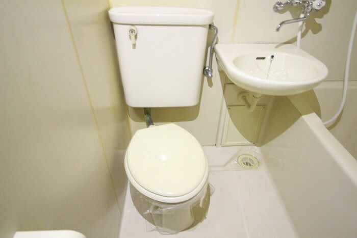 物件内観写真14　(トイレ)