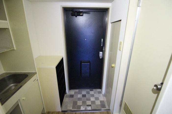 物件内観写真16　(玄関)