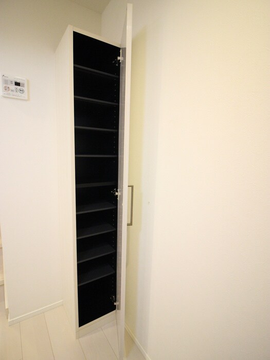 物件内観写真10　(靴箱)