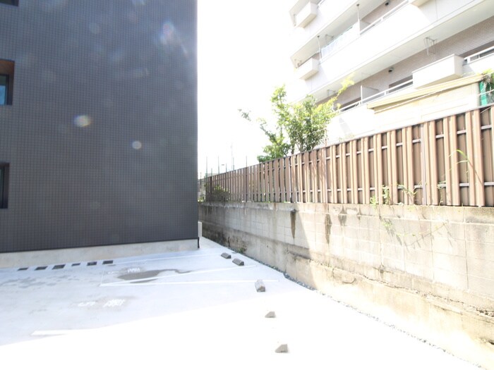 物件内観写真18　(室内からの展望)