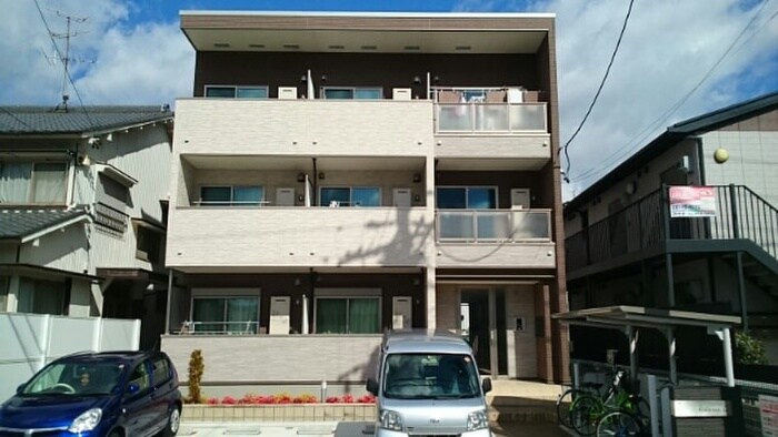 リルシア　エルの物件外観写真