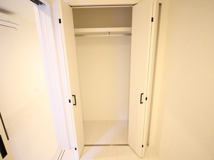 物件内観写真11　(収納)