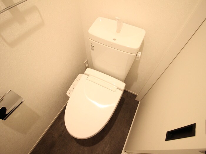 物件内観写真16　(トイレ)