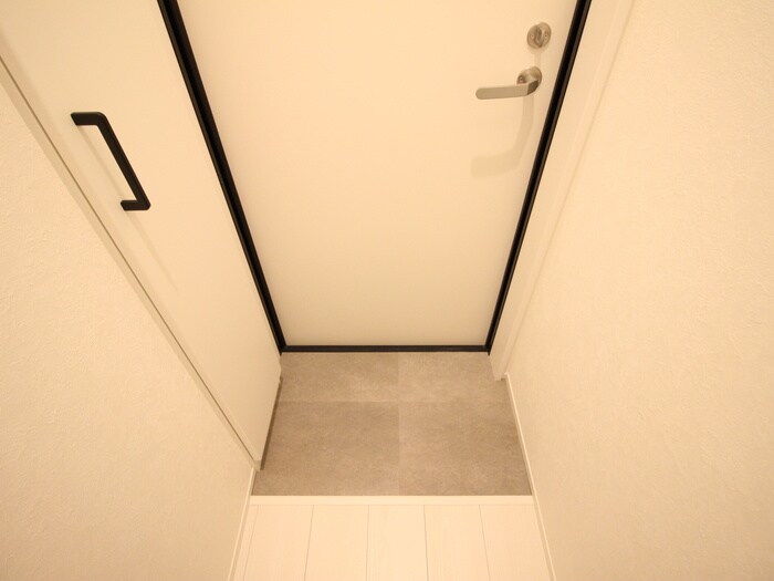 物件内観写真20　(玄関)