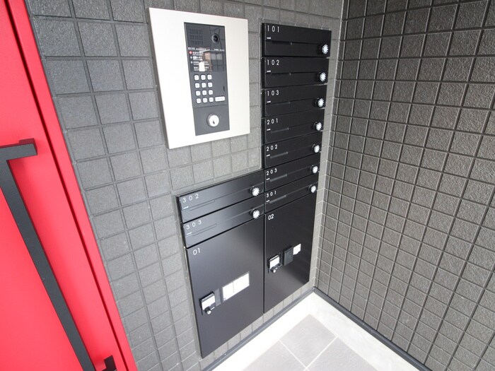 物件外観写真4　(建物設備)