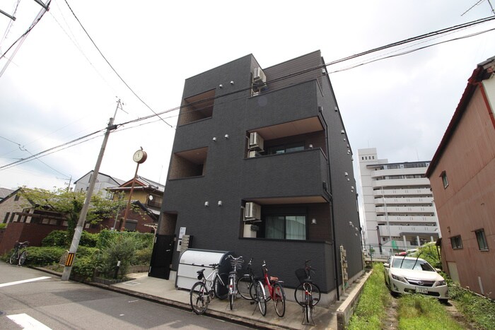 物件外観写真2　(外観写真)