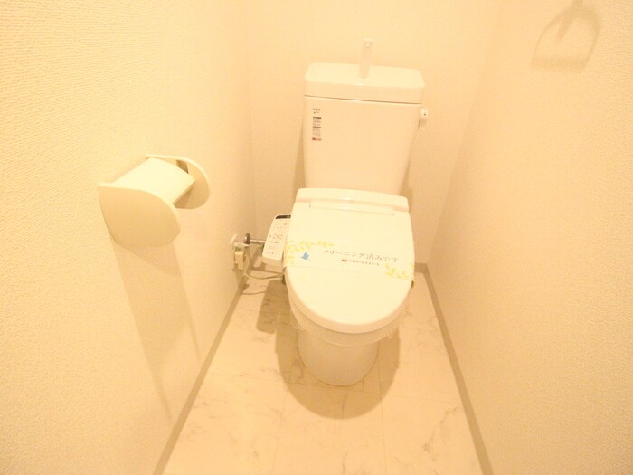 物件内観写真11　(トイレ)