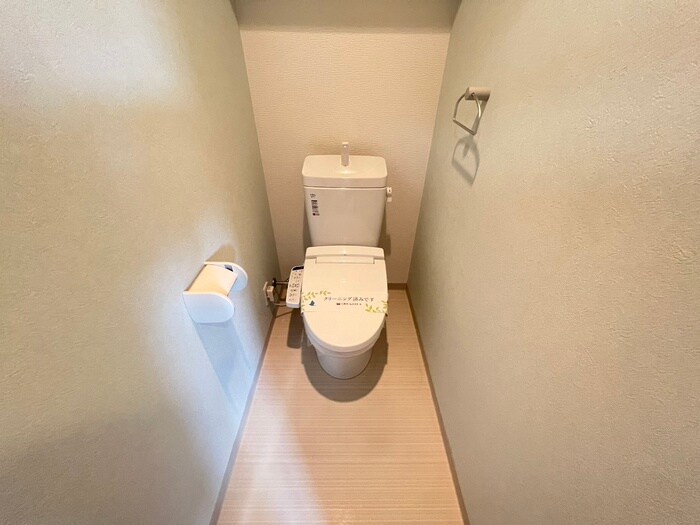 物件内観写真14　(トイレ)