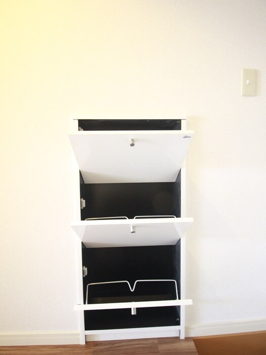 物件内観写真18　(靴箱)