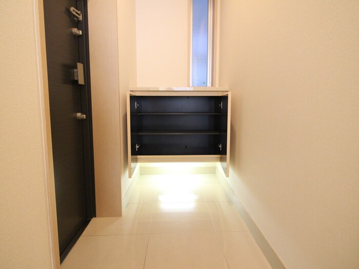 物件内観写真16　(靴箱)