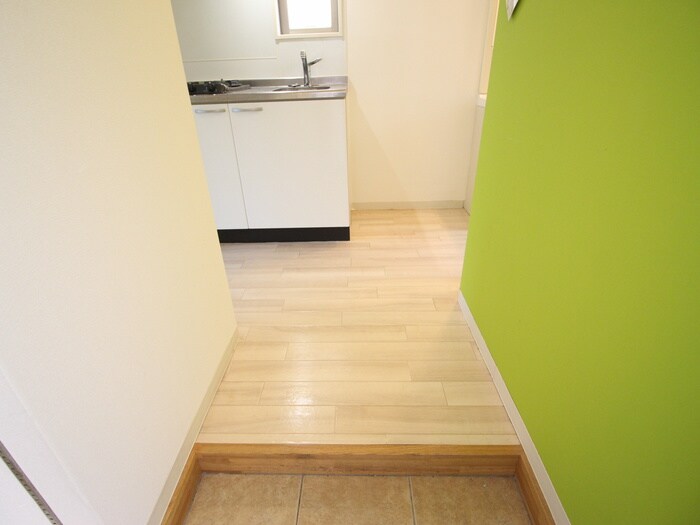 物件内観写真15　(玄関)