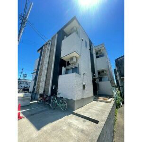 物件外観写真1　(外観写真)