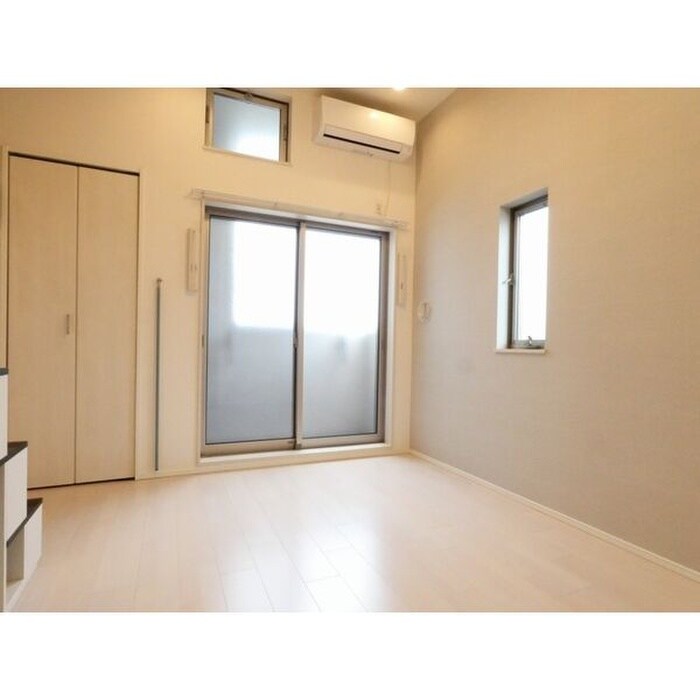 物件内観写真10　(居室)