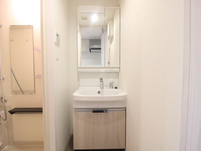 物件内観写真12　(洗面)