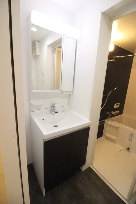 物件内観写真10　(洗面)