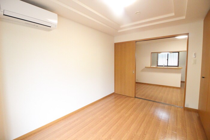 物件内観写真6　(居室)