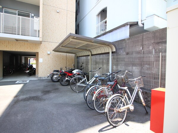 駐輪場