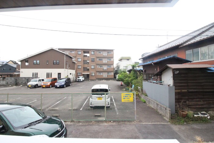 物件内観写真22　(室内からの展望)