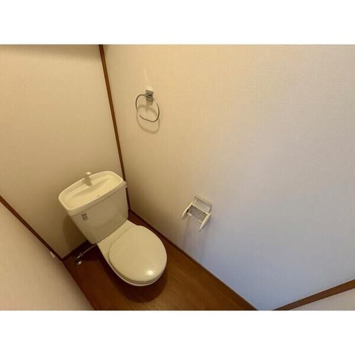 物件内観写真12　(トイレ)